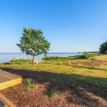 Two-bedroom Holiday In Holiday home